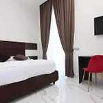 Otel Auroom *