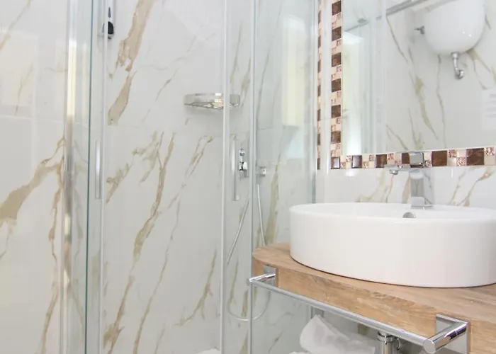 Ξενοδοχείο Auroom *