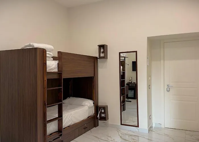 Auroom Ξενοδοχείο *